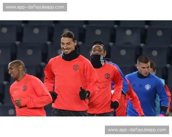 梦回自由球场：斯旺西vs曼联录播，重温那些燃爆岁月的绿茵经典